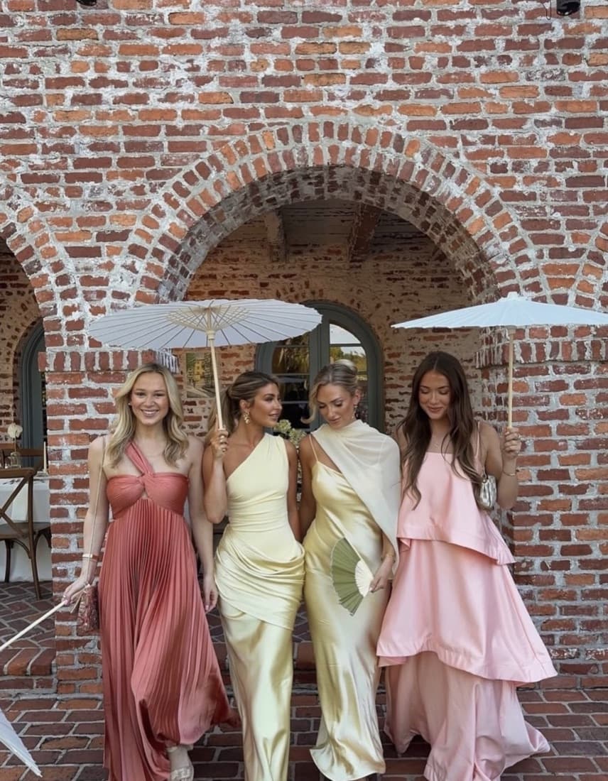 Soft summer hues, long silhouettes